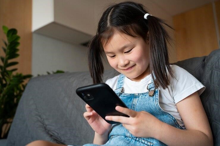 Panduan Orang Tua: Literasi Digital untuk Anak